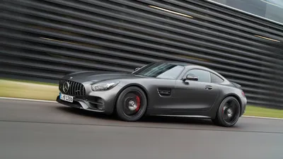 Роскошное спорт-купе Mercedes-Benz AMG GT подорожало на 1 млн рублей