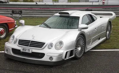 Mercedes-Benz CLK GTR — Википедия