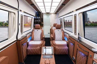 В Балахне превратили Mercedes Sprinter в автодом — Авторевю