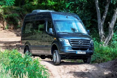 Внутри Mercedes-Sprinter сделали \"ремонт\", как в роскошной квартире - 24  Канал