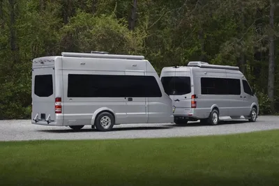 Премиальная маршрутка: Mercedes-Benz Sprinter получил сверхроскошную версию  (фото) | Pro Авто