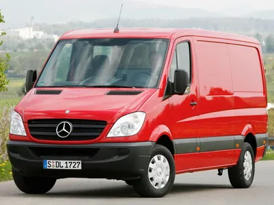 Масштабная модель Mercedes-Benz Sprinter W907 2018 фургон белый лучшая цена!