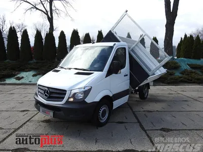 Mercedes-Benz Sprinter Пассажирский фургон LWB HR 2016 3D модель - Скачать  Автомобили на 3DModels.org