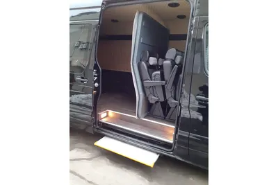 Переоборудование микроавтобуса mercedes sprinter 2017 в грузопассажирский  СПб