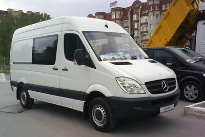 Mercedes-Benz Sprinter Classic Van: цена и характеристики, фотографии и  обзор