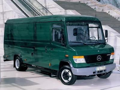 Mercedes-Benz Vario 813D camper (room tour) - YouTube
