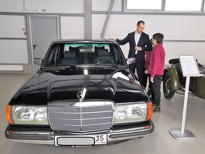 Владимир Высоцкий – Mercedes Benz W-116