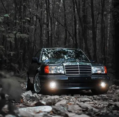 По прозвищу \"волчок\": история появления легендарного Mercedes E500 W124