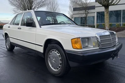 W201 Mercedes-Benz 190E 2.0 legendry Baby Benz, 1987 - YouTube