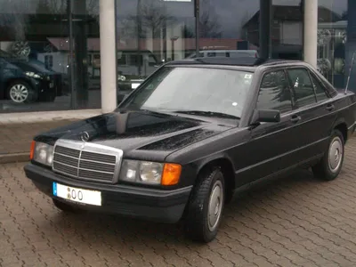 Mercedes History: The 201 series (1982 - 1993) - BenzInsider.com - A  Mercedes-Benz Fan Blog