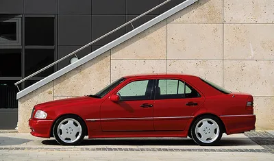 Mercedes-Benz W202 Stance. Give suggestions or opinions :D : r/Stance