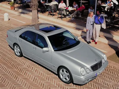 Mercedes-Benz E-Class рестайлинг 1999, 2000, 2001, 2002, седан, 2  поколение, W210 технические характеристики и комплектации