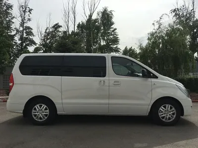 Купить пассажирский микроавтобус Hyundai H1 с аукциона Швеция Karlstad,  RQ38022