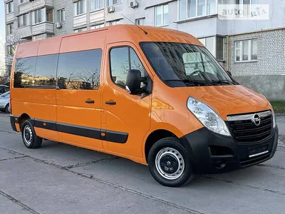 Автобус Opel Vivaro мини изолированный на белизне Стоковое Фото -  изображение насчитывающей автомобиль, развилки: 145772182