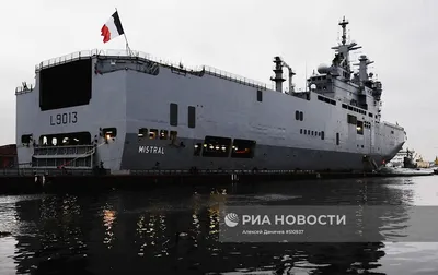 Россия приобретет у Франции два вертолетоносца \"Мистраль\" – DW – 24.12.2010