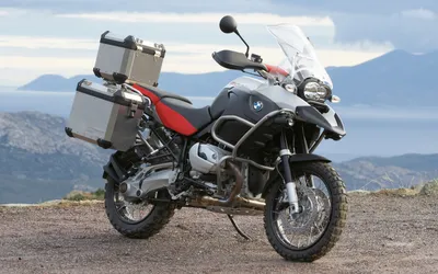 Скорость и надежность: Завораживающий Мотоцикл BMW Гусь