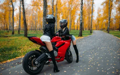 Удовольствие от вождения: Фото самых комфортных и элегантных Мотоциклов для дам