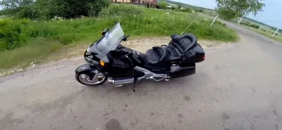 Картинка мотоцикла голда Full HD