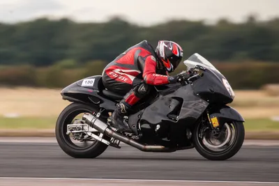 Картинки Мотоцикла Хаябуса: поцелуй адреналина в HD качестве