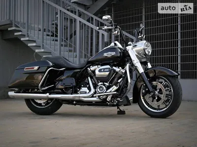 Фото на айфон с изображением мотоцикла Harley Davidson в стиле 2024 года