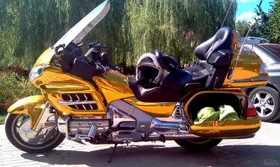 Фото мотоцикла Honda Gold Wing: мощность в каждой детали