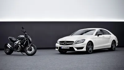 Уникальный мотоцикл от Mercedes-AMG и MV Agusta