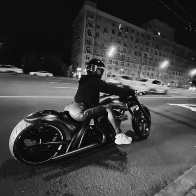 Бесплатные фотографии мотоцикла Тимати
