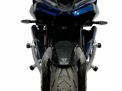 Арт с изображением мотоцикла Триумф