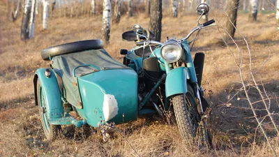 Воплощение силы и стиля: Мотоцикл Урал на фото