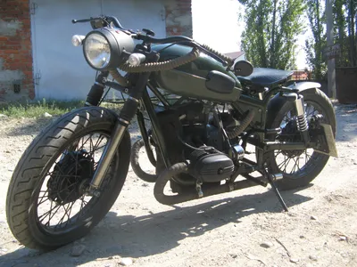 Бесплатные обои с мотоциклом Урал на телефон
