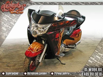 Фотка мотоцикла Виктори с впечатляющим фоном