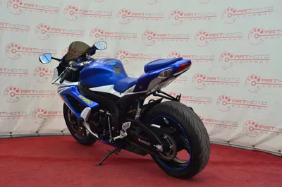 Full HD изображения мотоцикла Suzuki