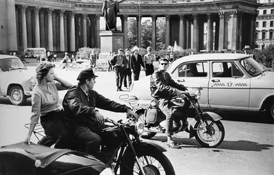 Фотоархив советских мотоциклов: потрясающие кадры и история 