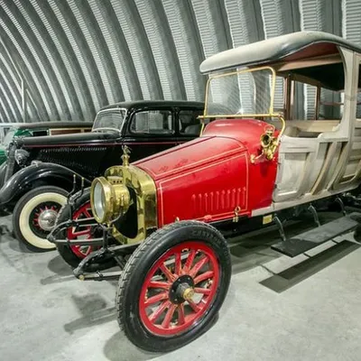 Под Новосибирском откроют музей ретро-автомобилей - KP.RU