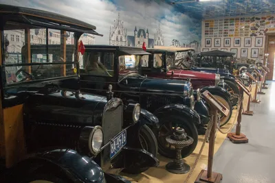 Музей ретро-автомобилей 'ETS Classic Cars' в Екатеринбурге » Хроники  Новоуральска