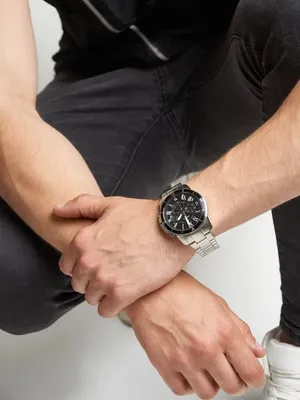 Стильные мужские наручные часы HQ с металлическим браслетом - HQ