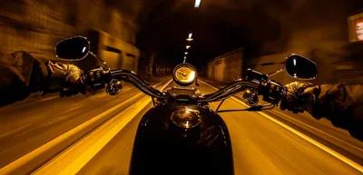 Картинки На мотоцикле ночью в формате PNG для бесплатного скачивания