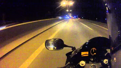 Интересные снимки На мотоцикле ночью с эффектом движения