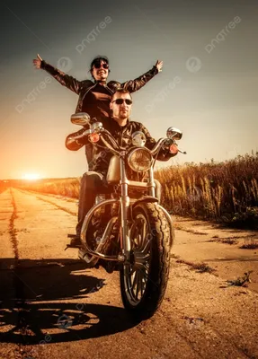 Картинки мотоциклов с романтической парой: новые изображения