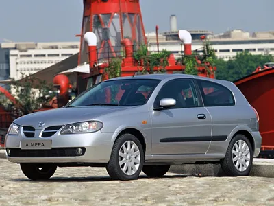 Old Dark Blue Nissan Almera Hatchback Car Parked Editorial Photography -  Image of licence, hatchback: 181382902