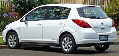 File:2006-2010 Nissan Tiida (C11) ST-L hatchback (2010-12-17).jpg -  Wikipedia