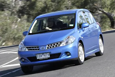 Nissan Tiida рестайлинг 2010, 2011, 2012, 2013, 2014, хэтчбек 5 дв., 1  поколение, C11 технические характеристики и комплектации