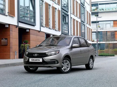 LADA Vesta 2024 - фото в новом кузове: салон, вид снаружи, багажник