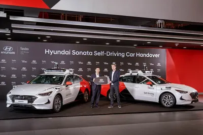 Новая Hyundai Sonata: удлинённая версия с улучшенным салоном - КОЛЕСА.ру –  автомобильный журнал