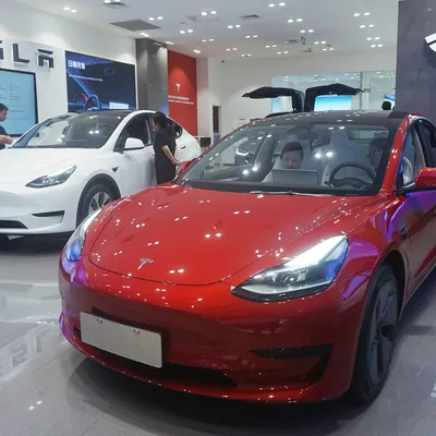 Новый хэтчбек Tesla за $25 000 - YouTube