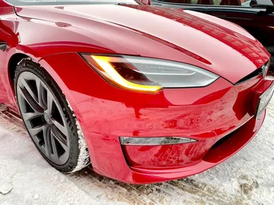 Новая Tesla Model 3 под матовым полиуретаном