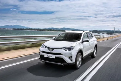 Toyota показала Land Cruiser Prado, который готовили для России :: Autonews