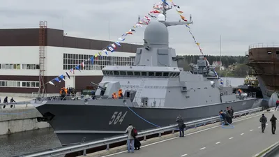 В состав ВМФ РФ до конца года войдут 12 надводных и подводных кораблей,  сообщил Шойгу