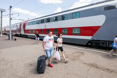 Новый двухэтажный поезд между Москвой и Феодосией запустят с 28 мая - KP.RU