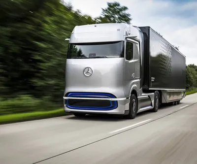 1000 километров на одной заправке: Mercedes-Benz представил водородный  грузовик — Motor